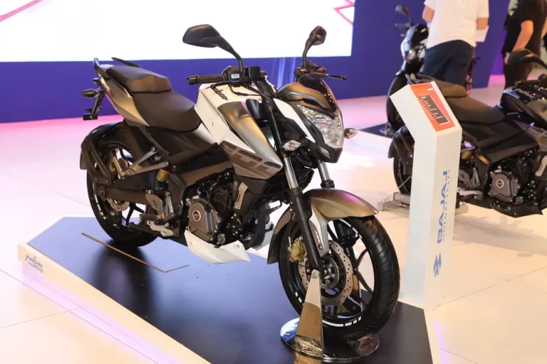 Bajaj-pulsar-ns-200 Autoindia