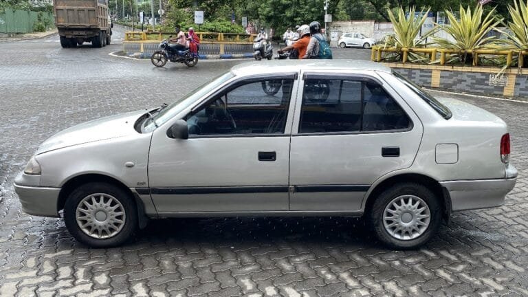 Suzuki Esteem 2