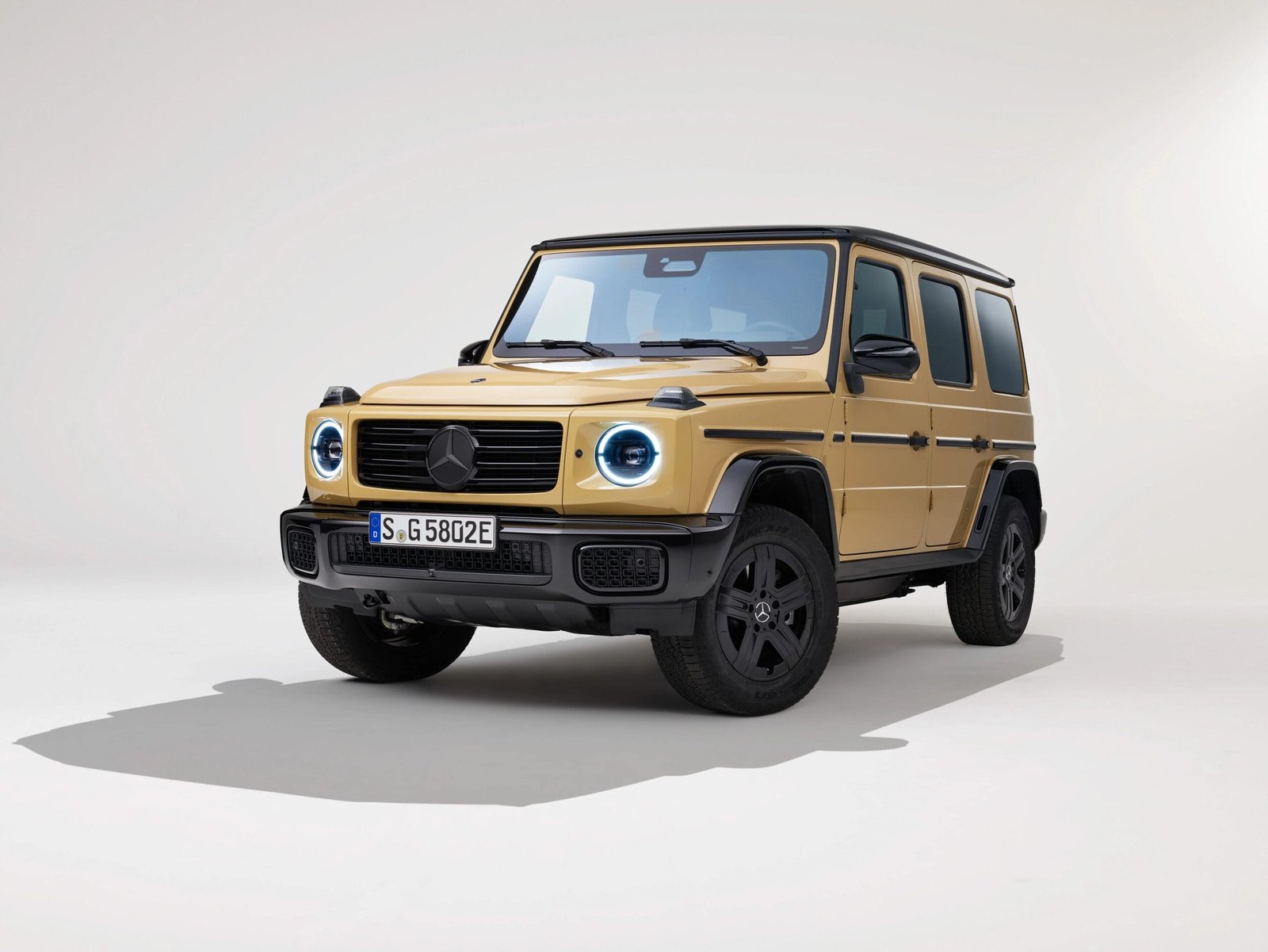 Mercedes Benz G580 2025 Rear autoindia.life