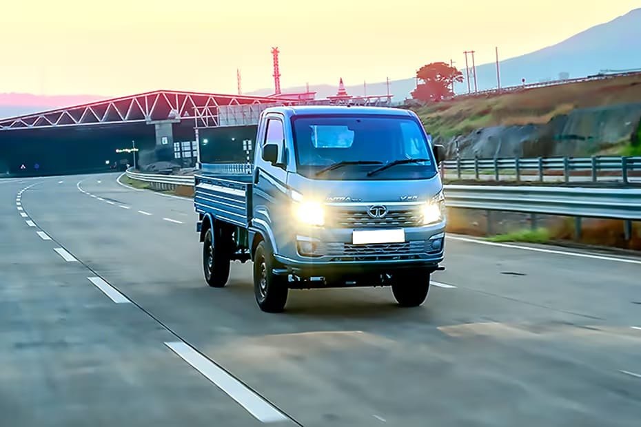 Tata Intra V50 Gold autoindia.life