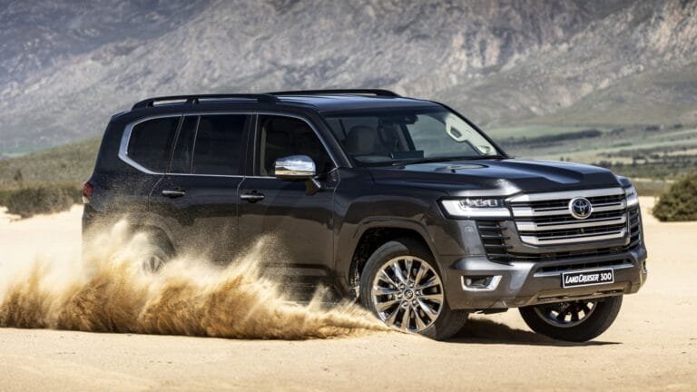 toyota land cruiser 300 Side Front autoindia.life