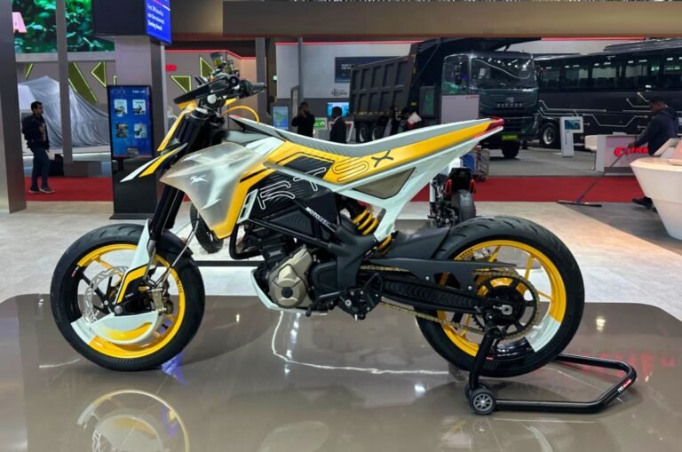 TVS Apache RTX 300 2025 price, mileage, features
