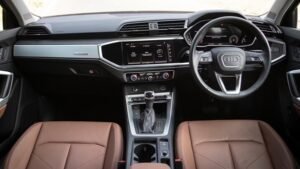 Audi Q3 2025 Dashboard