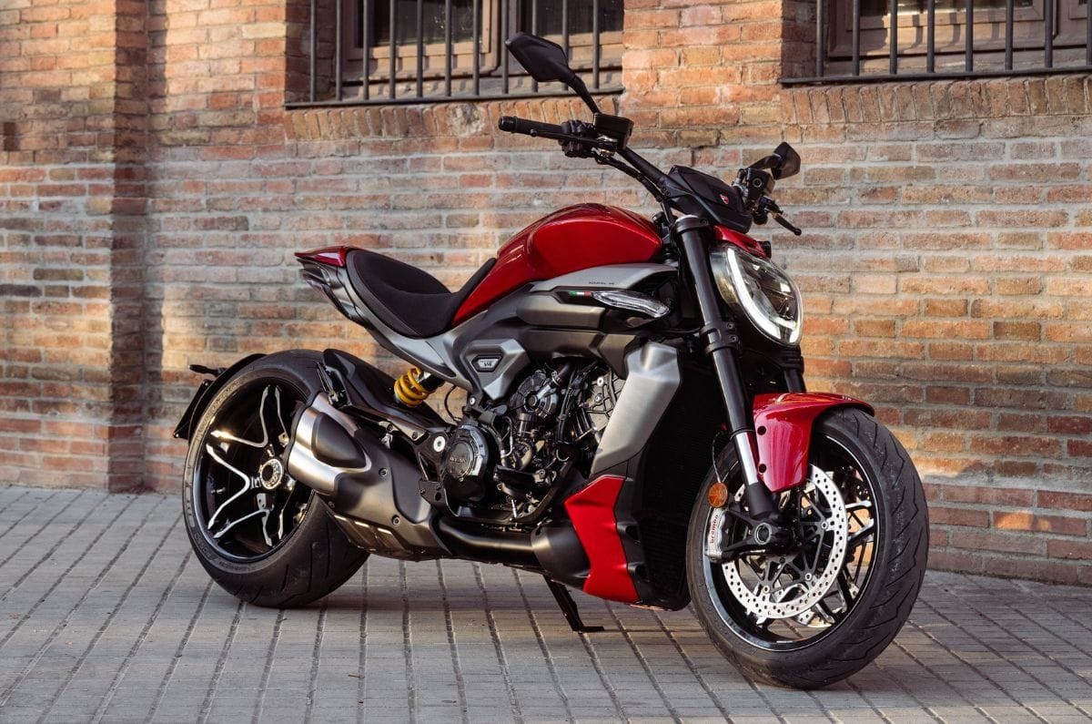 1767021029-ducati-xdiavel-v4-launched-in-india-a-new-era-of-performance-and-style